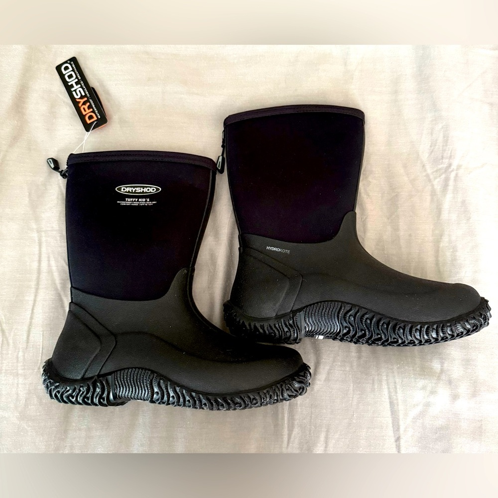 Dryshod stuffy Kids Boot 100% Waterproof Rugged Outdoor Comfort Sport Boot Black